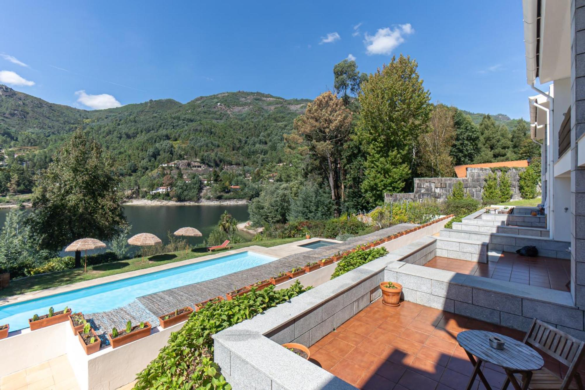 Selina Geres Hotel Terras de Bouro Luaran gambar